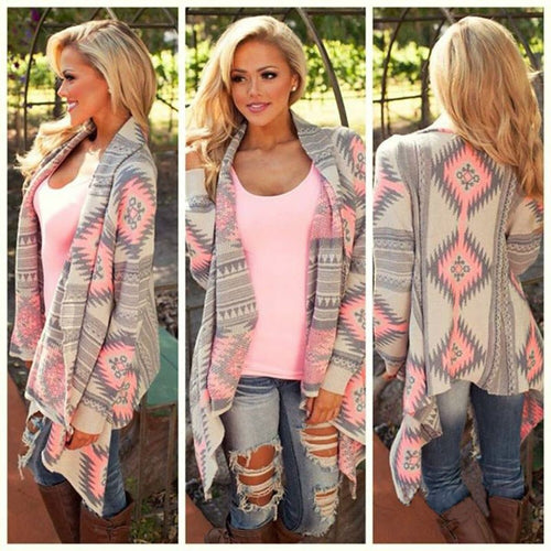 Cardigan pour femmes avec motif folklorique et ourlet asymétrique Levoire