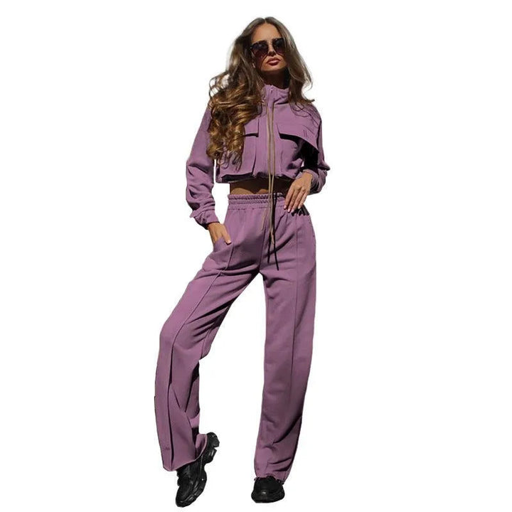 Levoire | Set, composé d'un pantalon décontracté et d'un haut avec fermeture éclair et cordon, avec des manches longues Tummalilaakki