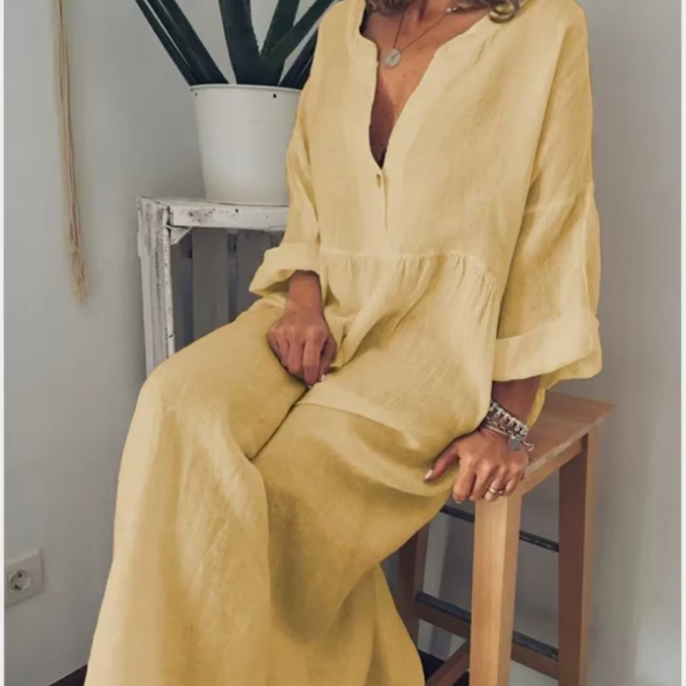 Levoire | Robe Maxi Aérée Avec Décolleté En V Jaune