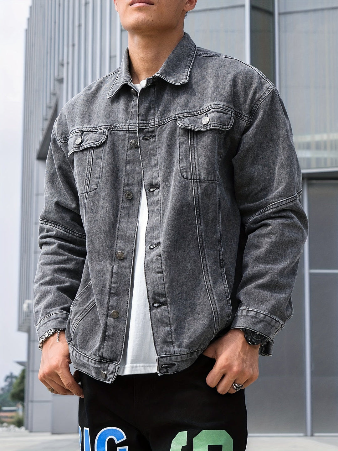 Levoire | Rennon Public Cut Jean Jacket Avec Revers Et Boutons gris
