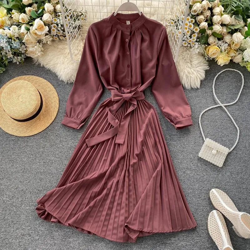 Levoire | Robe ajustée avec col montant Violet foncé Une taille