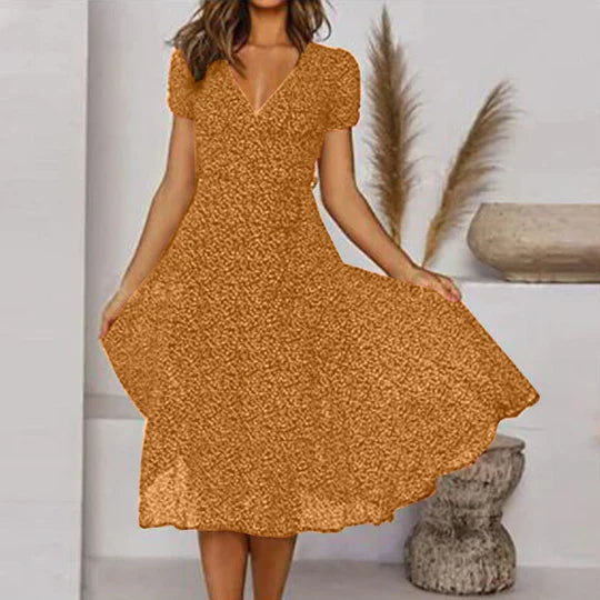 Levoire | Robe En A Avec Décolleté En V Et Ourlet Flottant Jaune