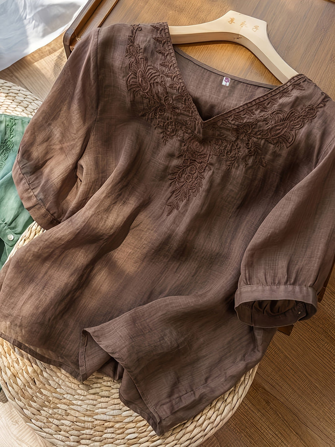 Levoire | Vintage V-Neck Shirt