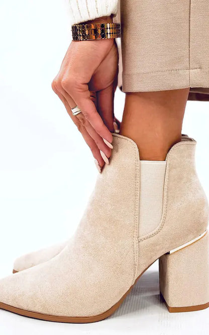 Levoire | Bottes À Talons Beiges Pour Des Jours Stylish