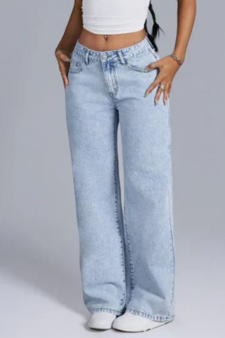 Levoire | Jeans et denim pour femmes avec jambes évasées et détails de nœud rose Bleu