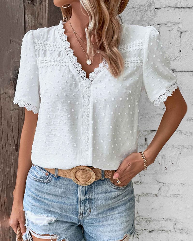 Levoire | Blouse En Dentelle Élégante Avec Décolleté En V Pour Femmes