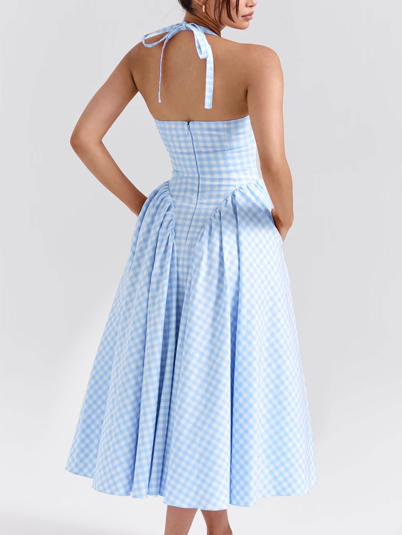 Levoire | Robe midi à encolure en V profonde