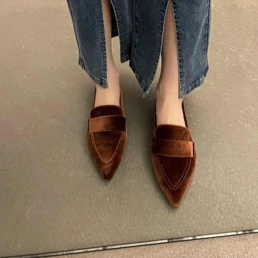 Levoire | Chic Pointy Shoes With A Good Fit