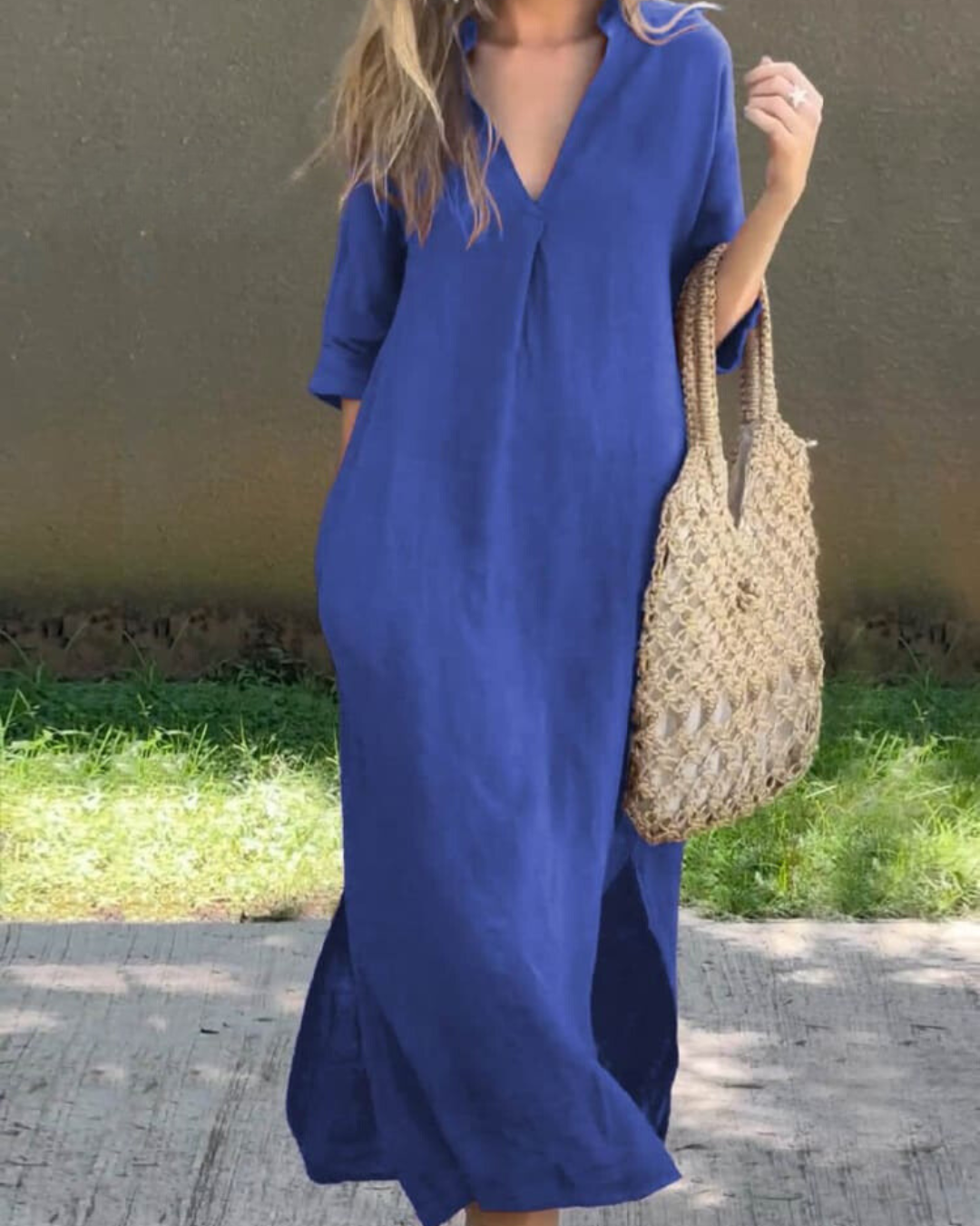 Levoire | Robe À Col En V Uni Avec Poches Bleu