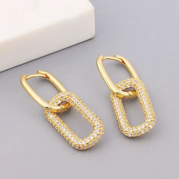 Levoire | Boucles D'Oreilles Carrées Élégantes Avec Une Finition Soignée