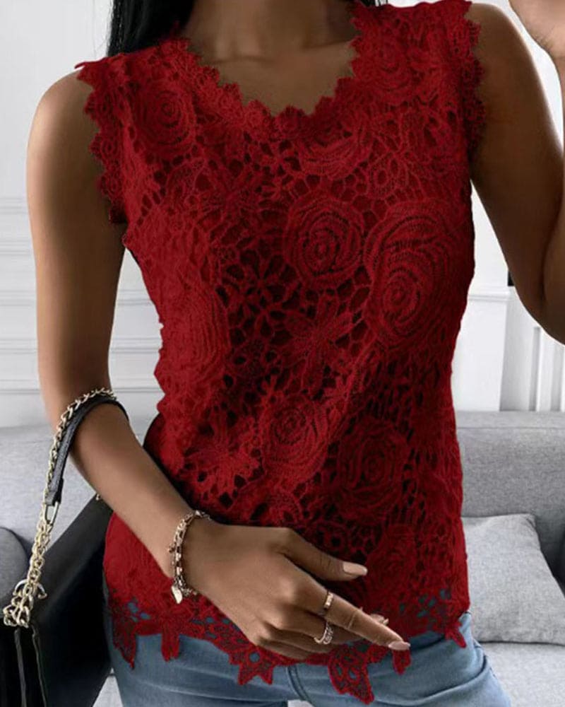 Levoire | Élégante Blouse Dans Une Couleur Unie Avec De La Dentelle Bordeaux