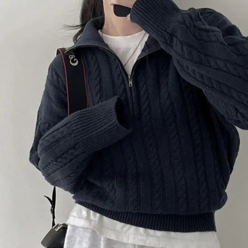 Levoire | Women's zip-up sweater, ribbed knit, cropped fit Noir