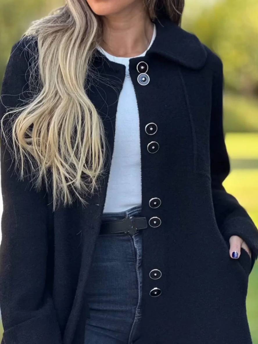 Levoire | Manteau Pour Femmes Avec Boutons, Poches Pratiques Et Un Col Revers Noir