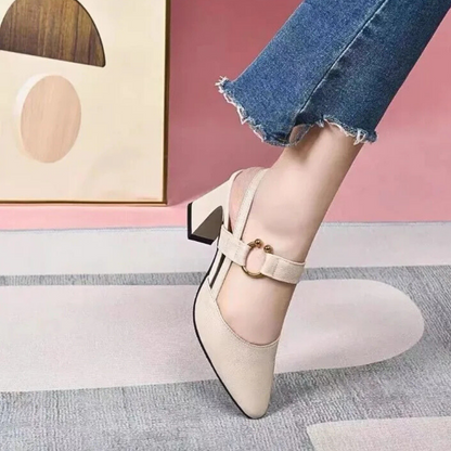 Levoire | Talon plat formel et élégant Beige