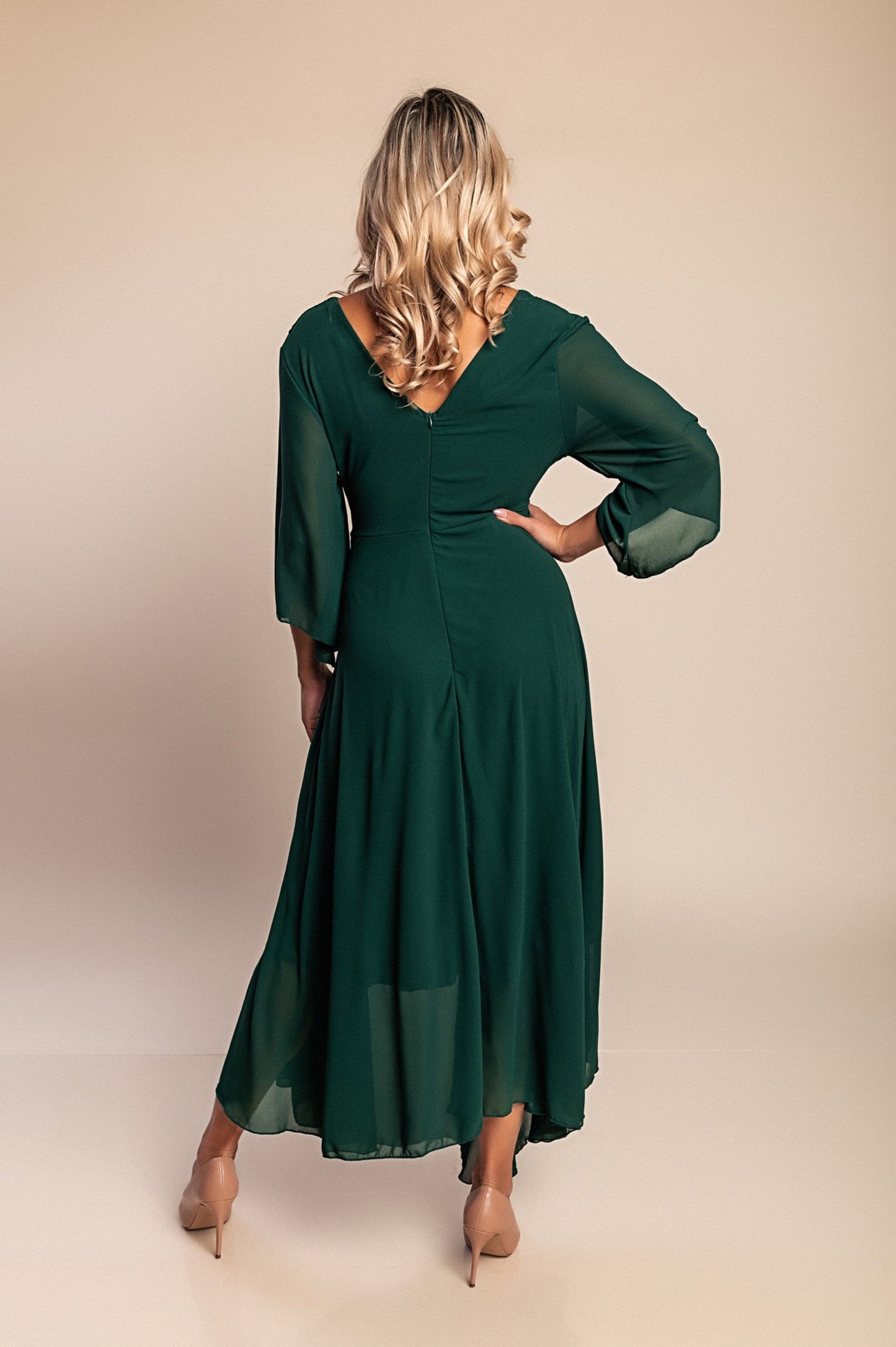 Levoire | Robe À Décolleté En V Et Aura Élégante Pour Un Look Élégant