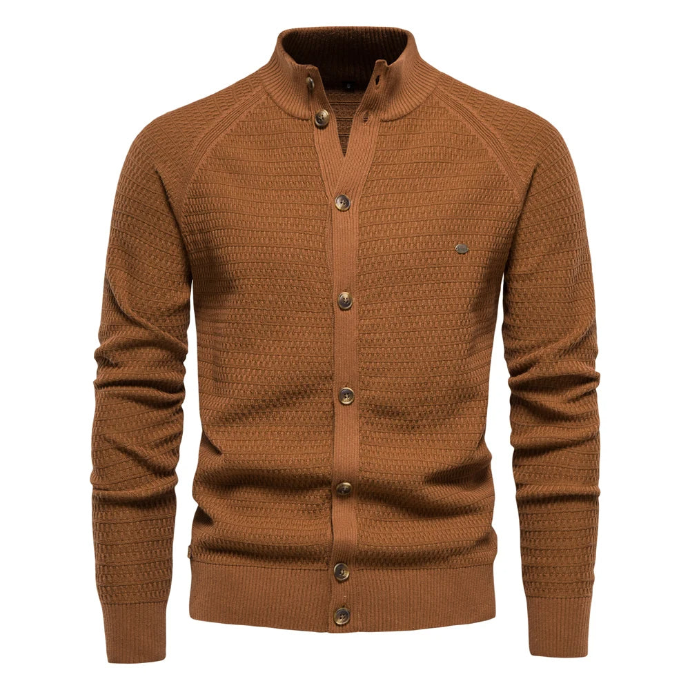 Levoire | Pull à col rond à manches longues avec fermeture à boutons Braun