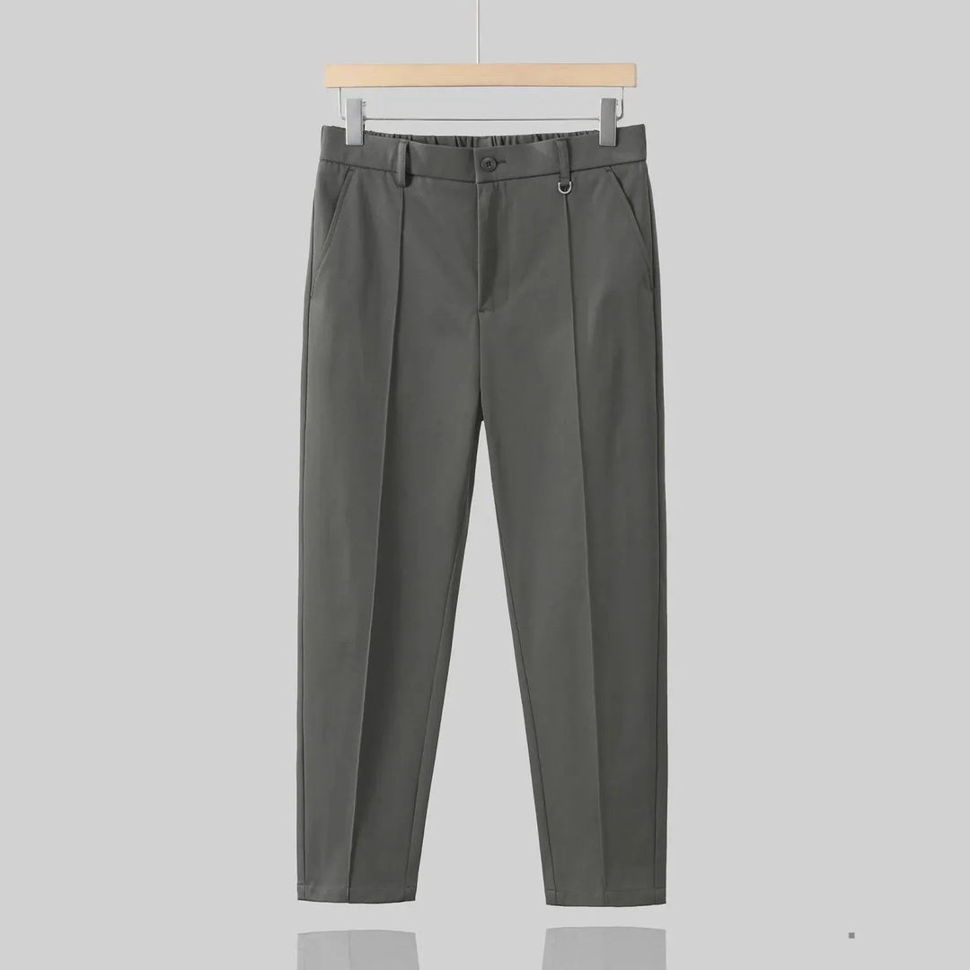 Levoire | Pantalon simple, sans plis, de couleur uniforme Gris
