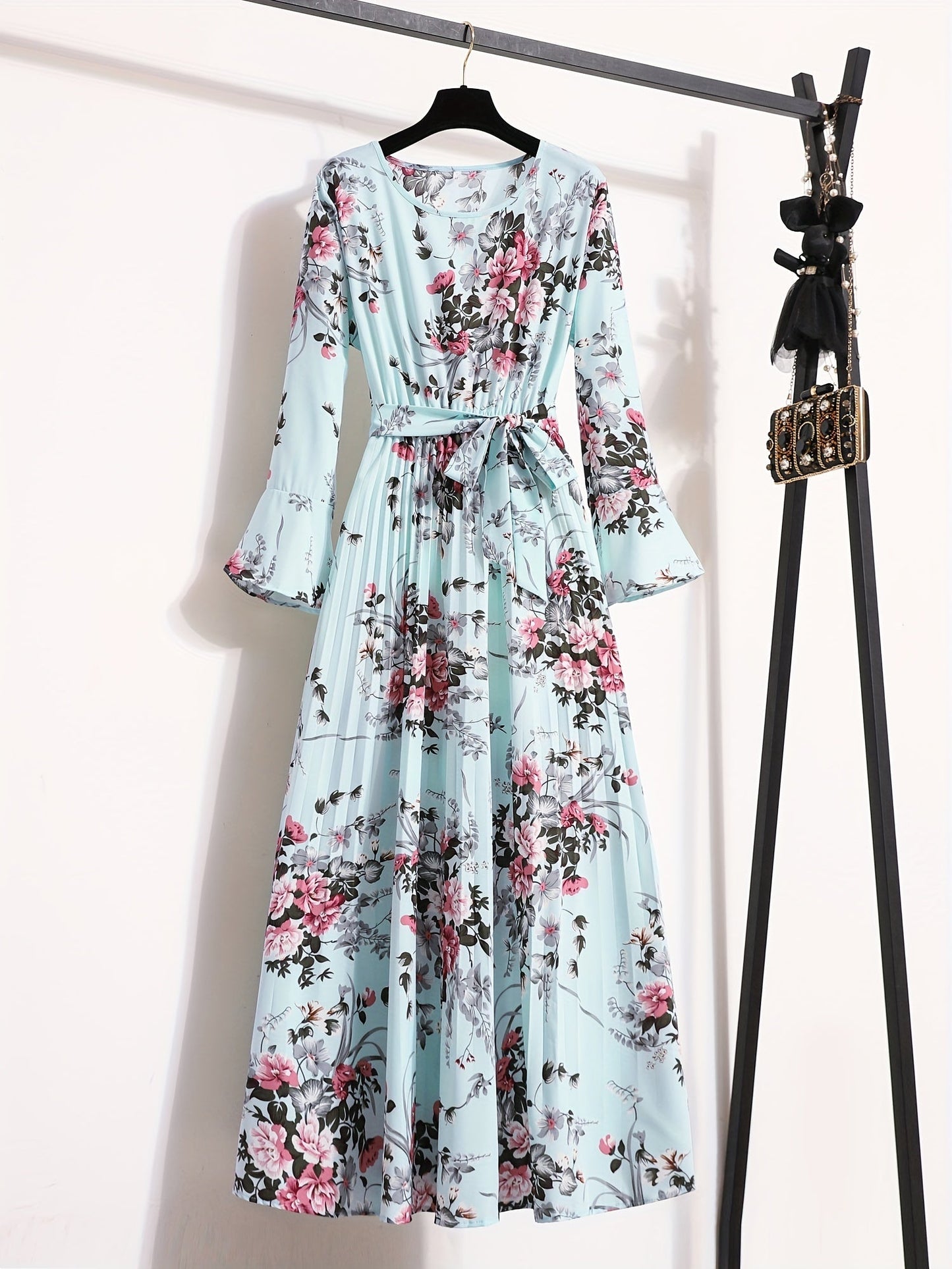 Levoire | Robe Maxi À Motifs Floraux Et À Manches Longues bleu plus