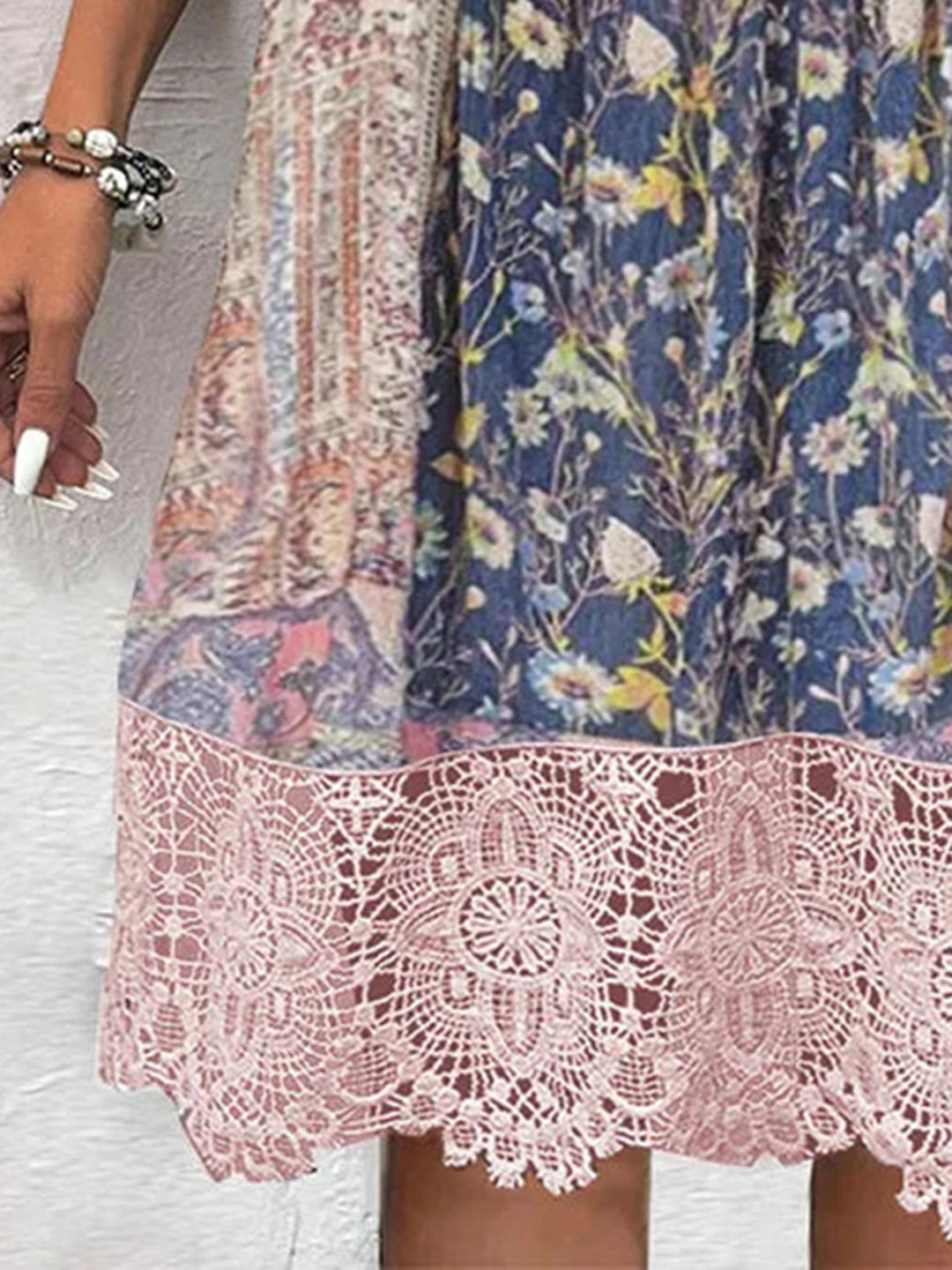 Levoire | Taille Entière Détail En Dentelle Robe À Manches Trois Quarts Imprimée