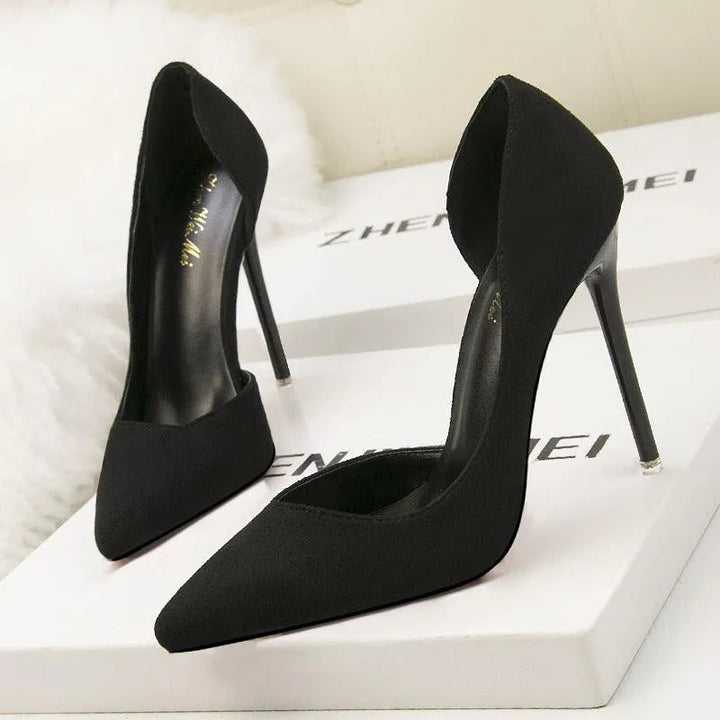 Levoire | Décolleté avec des chaussures à talons Noir