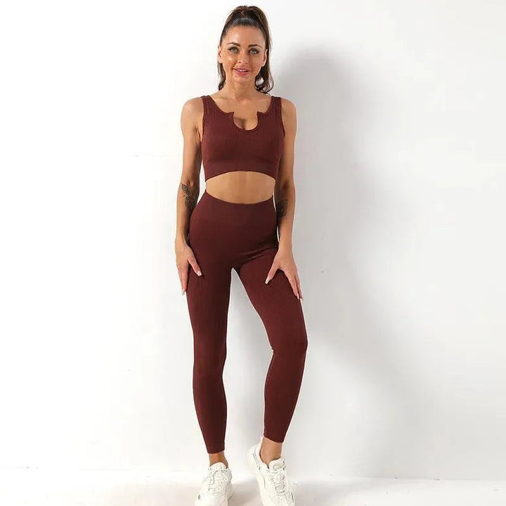 Levoire | Pantalons de yoga associés à un débardeur de yoga Café U-formationnel