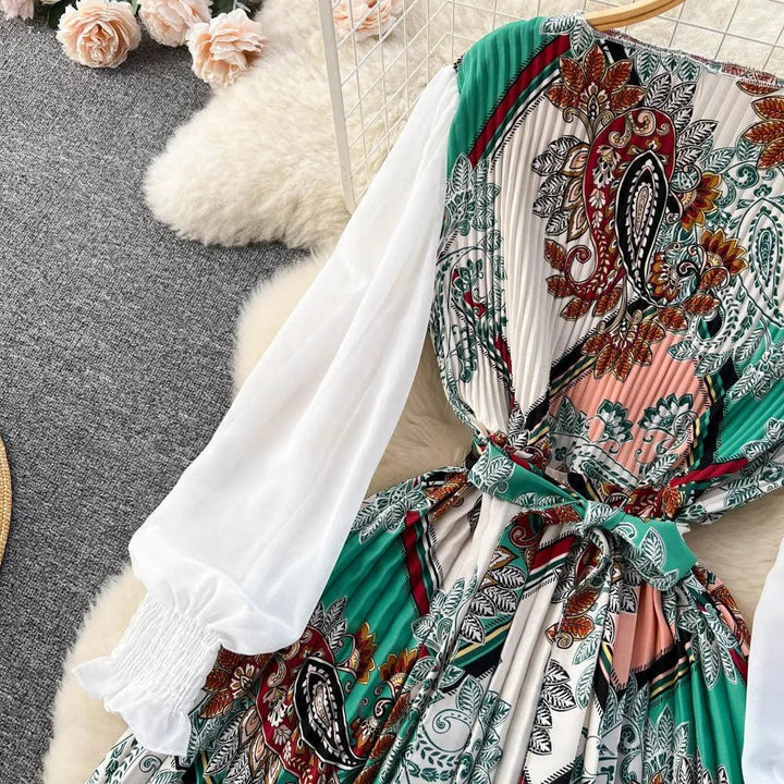 Levoire | Robe avec imprimé ethnique pour femmes, dotée d'un motif floral à nouer