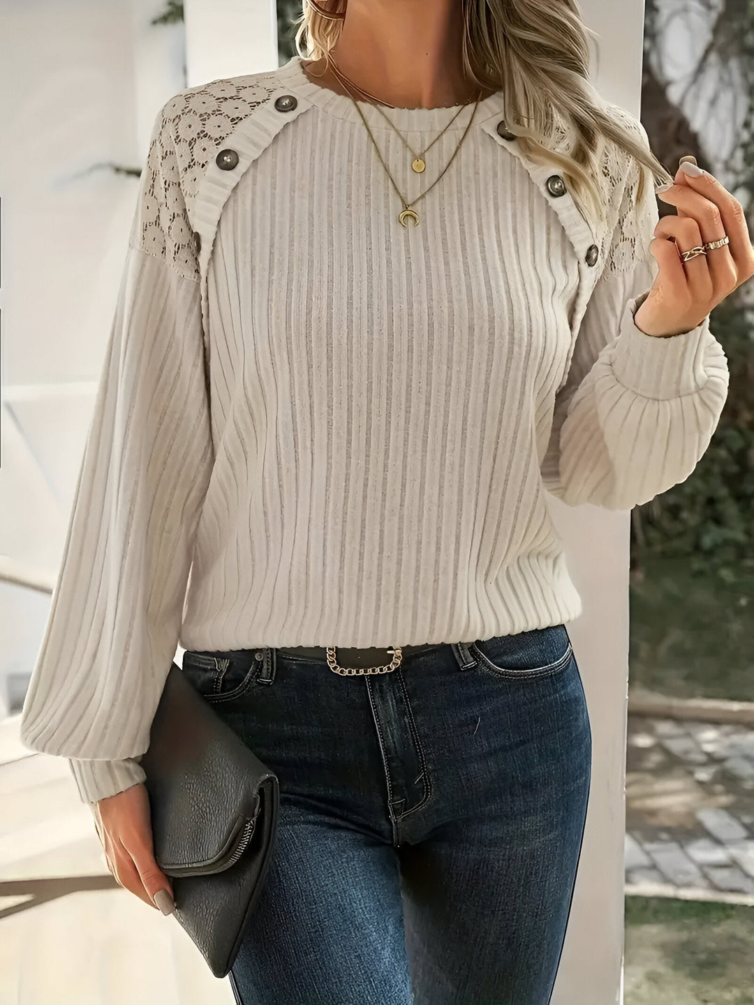 Levoire | Sweatshirt Élégant À Manches Longues Avec Des Détails Décoratifs Abricot