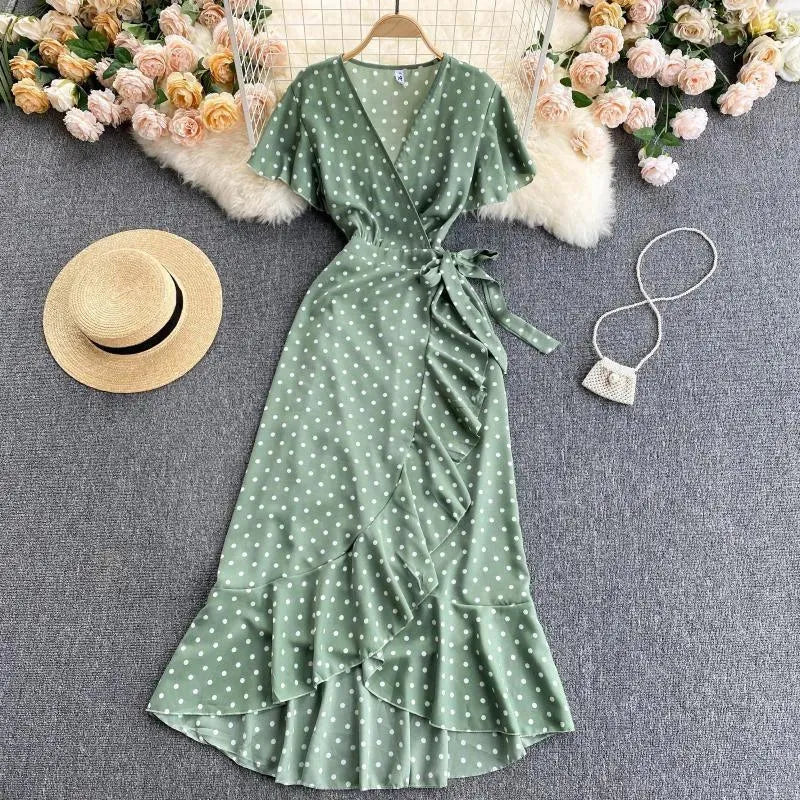 Levoire | Robe mi-longue pour femmes avec pois et volants Vert Une taille