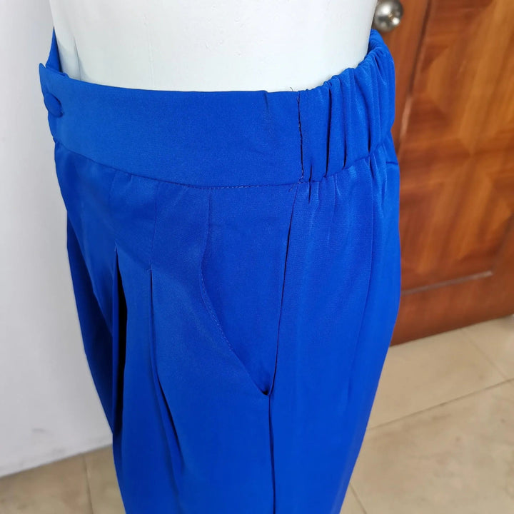 Levoire | Taille haute, pantalons larges dans un ensemble de 2 pièces