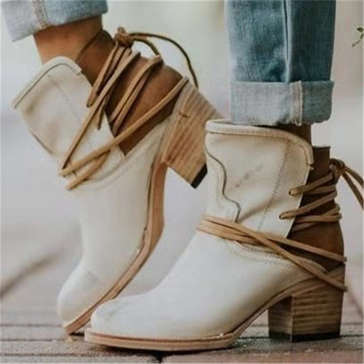 Levoire | Élégantes Bottines À Bandes Beige