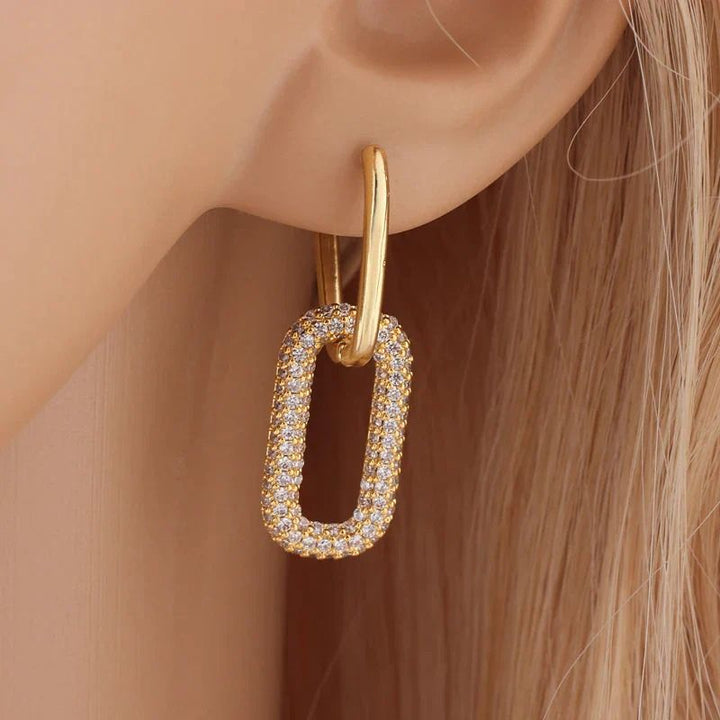 Levoire | Boucles D'Oreilles Carrées Élégantes Avec Une Finition Soignée
