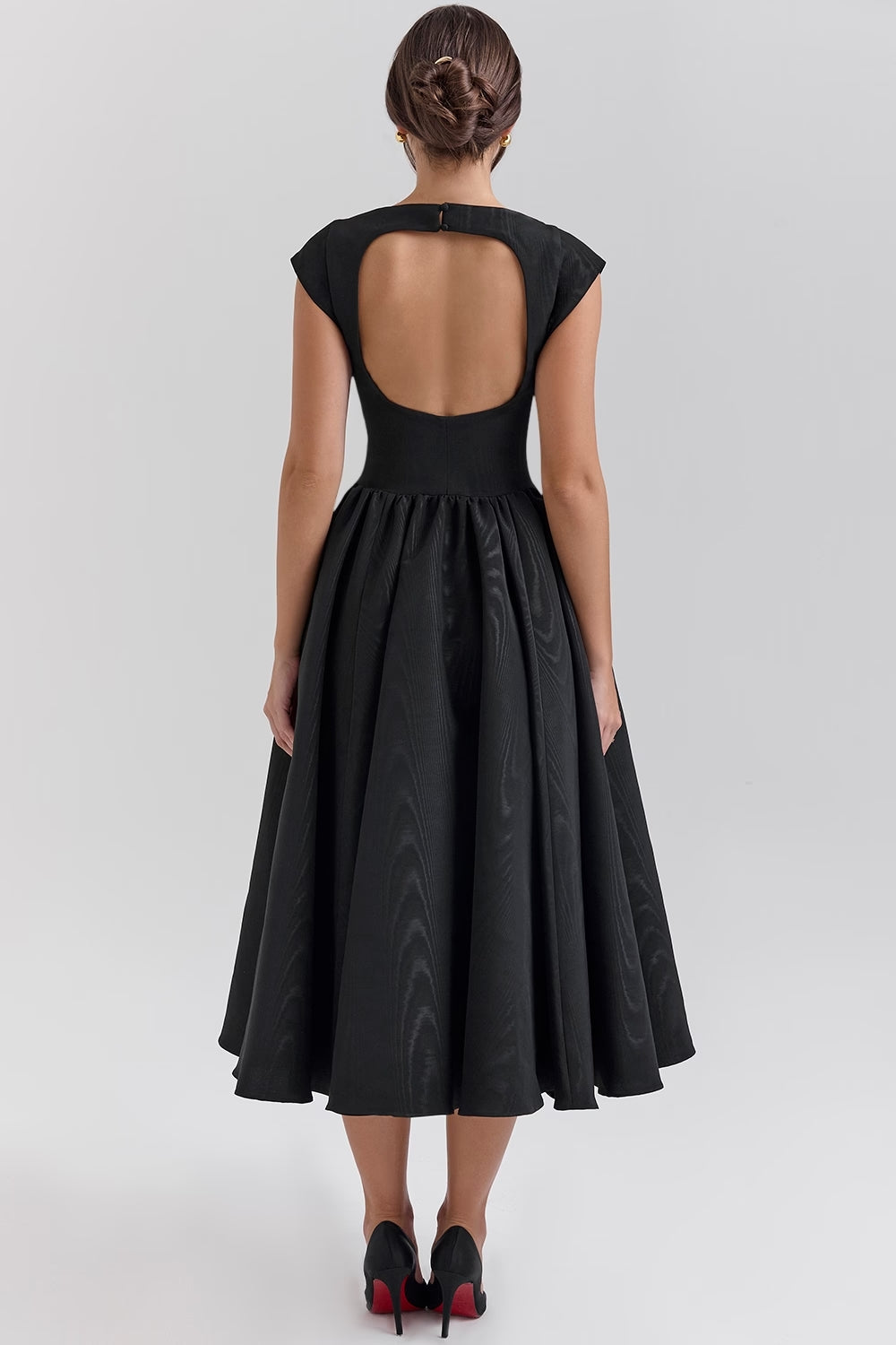 Levoire | Élégante Robe Intemporelle Pour Des Moments Spéciaux