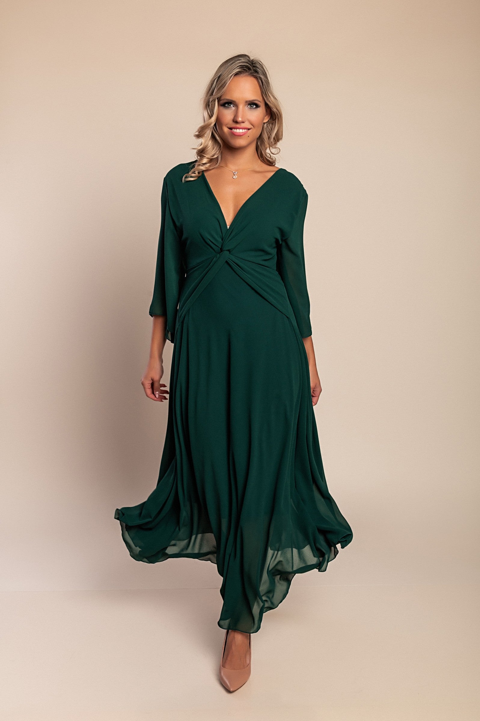 Levoire | Robe À Décolleté En V Et Aura Élégante Pour Un Look Élégant