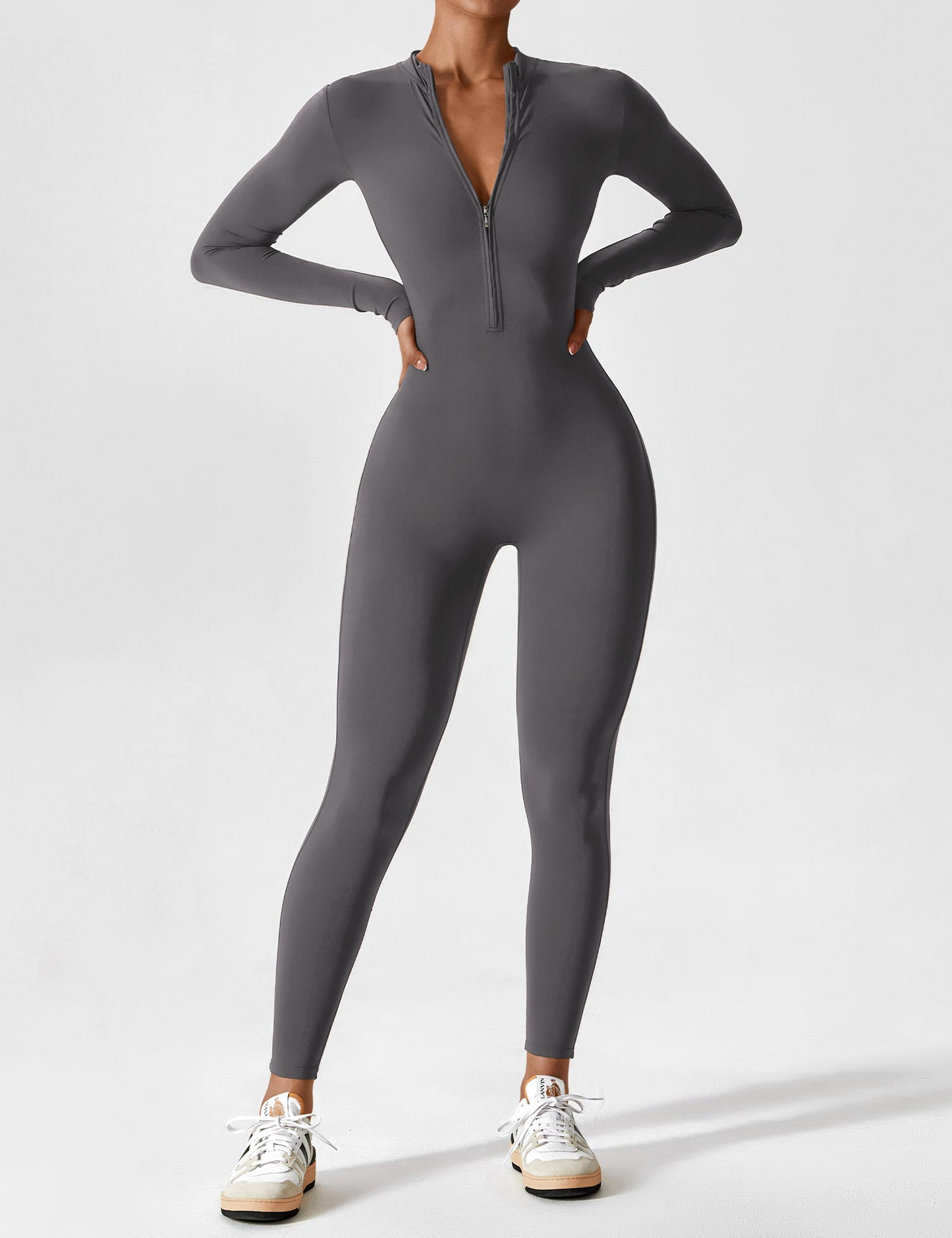 Levoire | Jumpsuit élégant pour femmes avec col montant et fermeture éclair pour femmes Gris