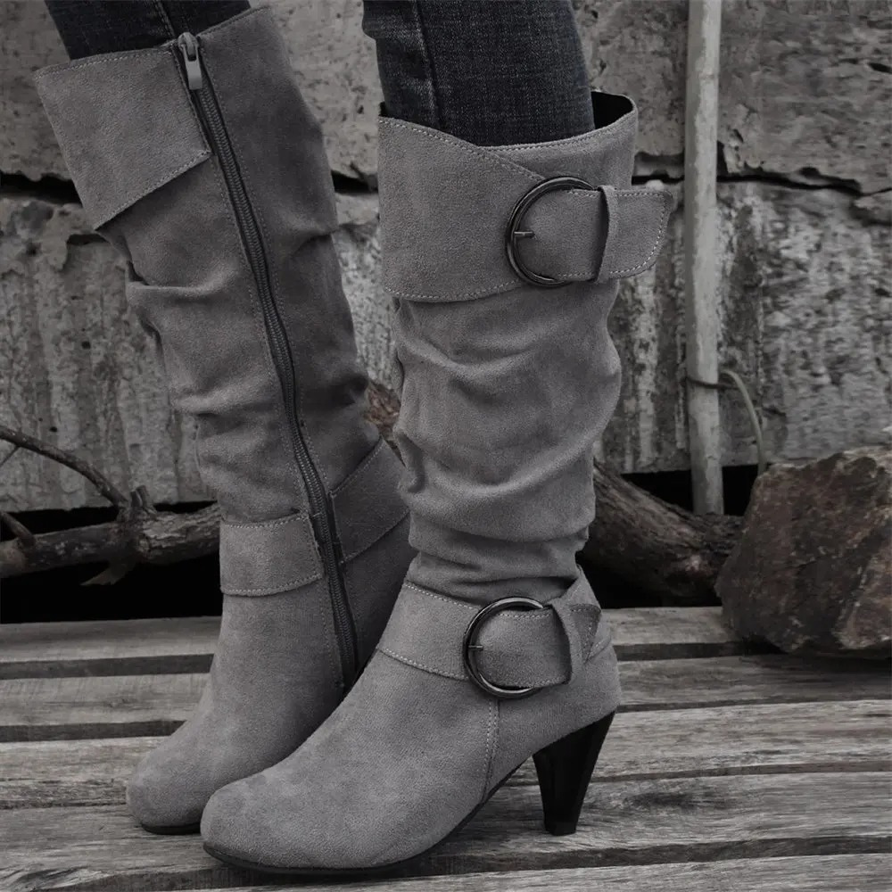 Levoire | Bottes Hautes Femme à Talon, Détail Clouté, Aspect Cuir Écrasé Gris