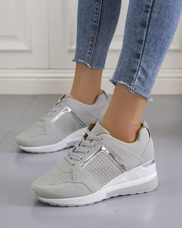 Levoire | Baskets Avec Un Mesh Et Un Talon Compensé