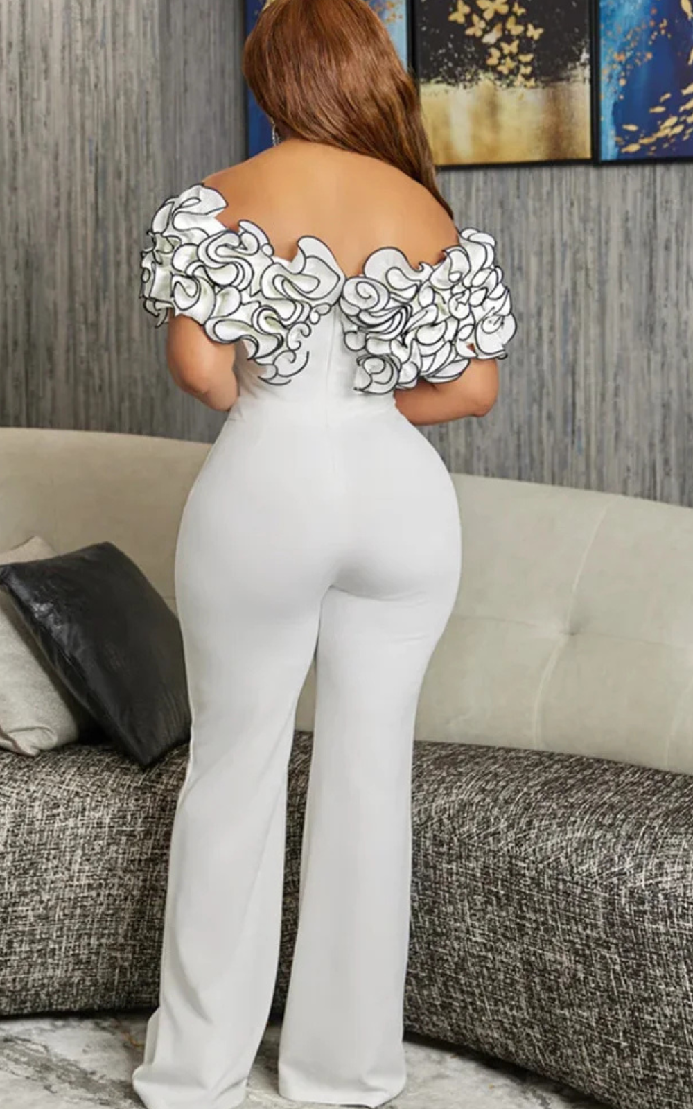 Levoire | Élégant Femme Forte Charme Et Raffinement