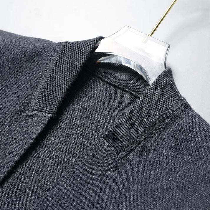 Levoire | Pull en tricot minimaliste pour chaque garde-robe