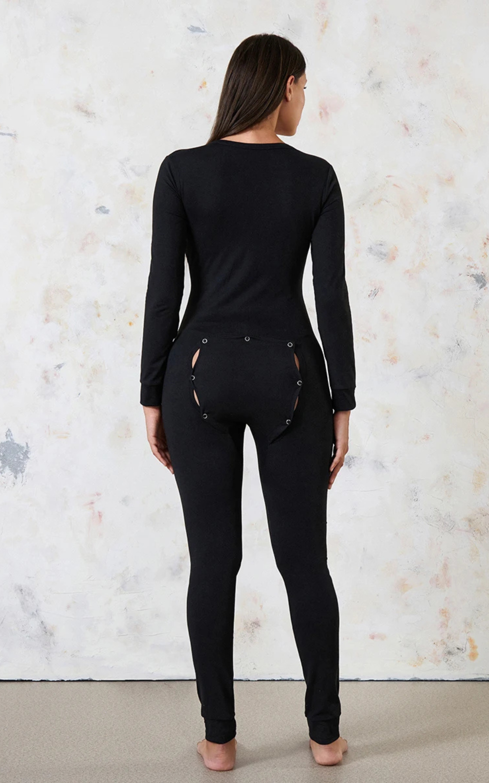 Levoire | Pyjama Femme Élégant Noir Avec Ouverture Pratique