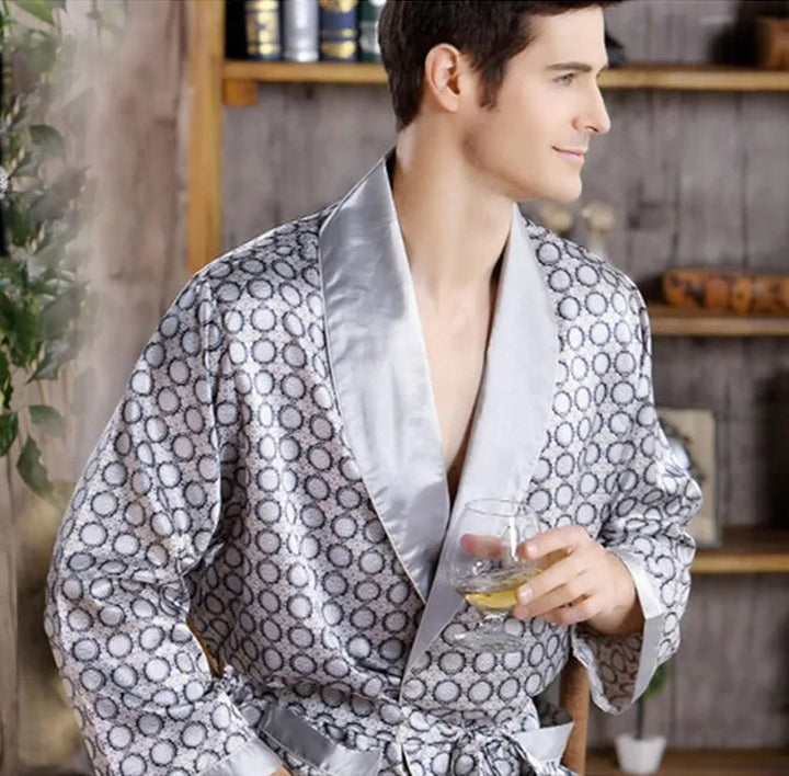 Levoire | Imprimé en or Peignoir Satin Luxe Silber 1A
