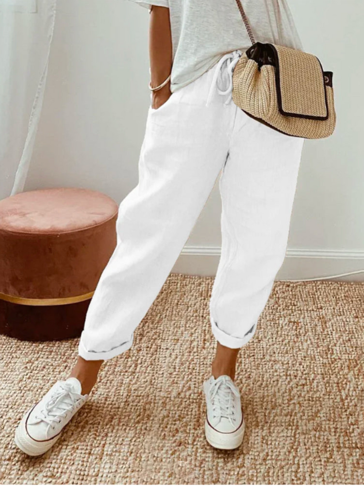 Levoire | Pantalon De Costume Pour Femmes À La Coupe Élégante Blanc