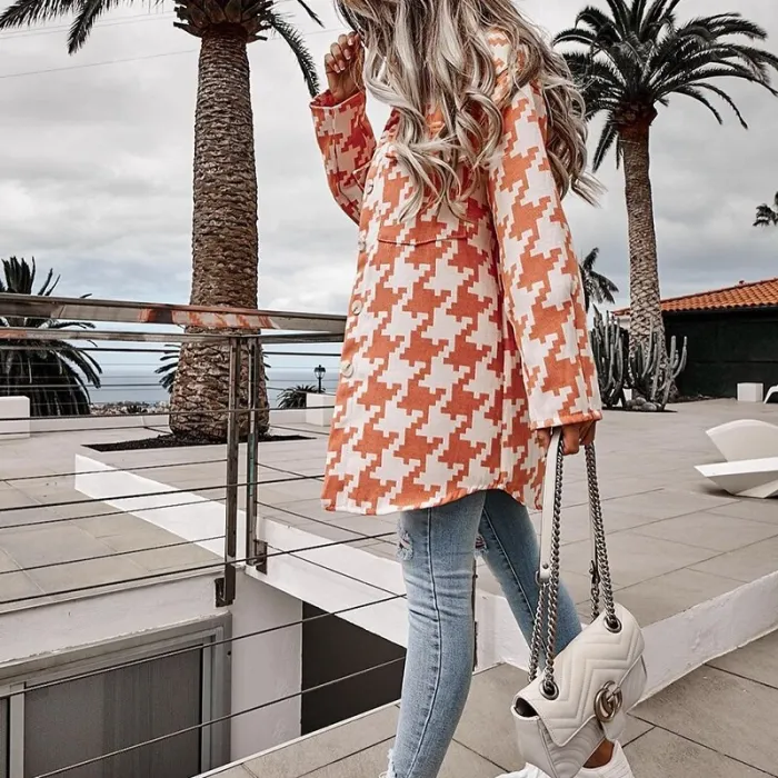 Levoire | Manteau Trench Pour Femmes Avec Manches Longues Et Design Tendance Orange