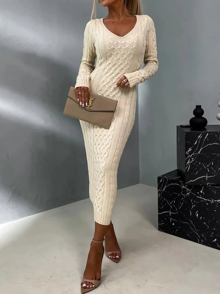 Levoire | Robe Pull Élégante Avec Dos En Dentelle