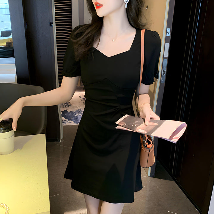 Levoire | Robe Mini Élégante Noir