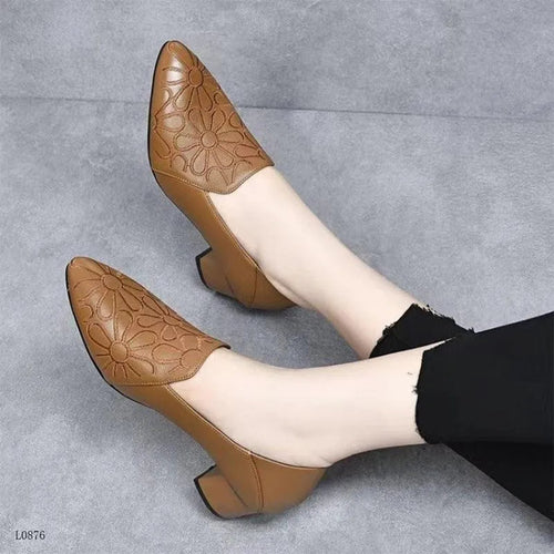 Levoire | Belles chaussures en dentelle à talons moyens