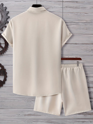 Levoire | Accessoires D'Été Pour Hommes Avec Un T-Shirt À Manches Courtes Et Des Shorts Avec Poches