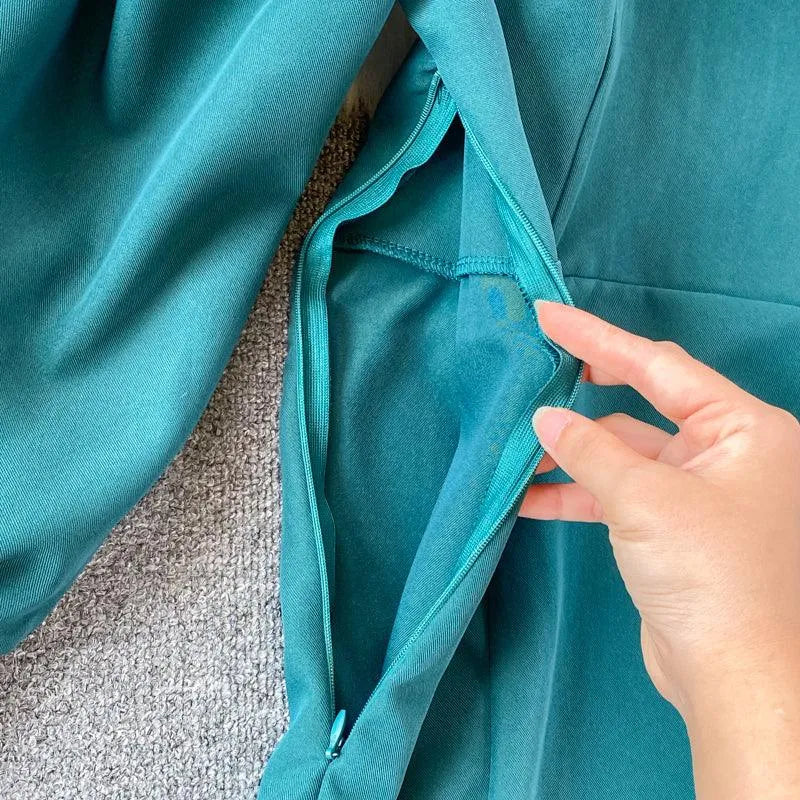 Levoire | Robe longue avec décolleté carré