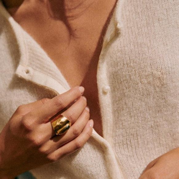 Levoire | Veste En Tricot Élégante Avec Une Coupe Douce Et Des Boutons Pour Femmes