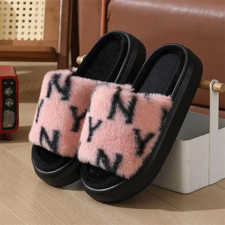 Levoire | Fuzzy Chaussures avec Imprimé en Lettre Rosa
