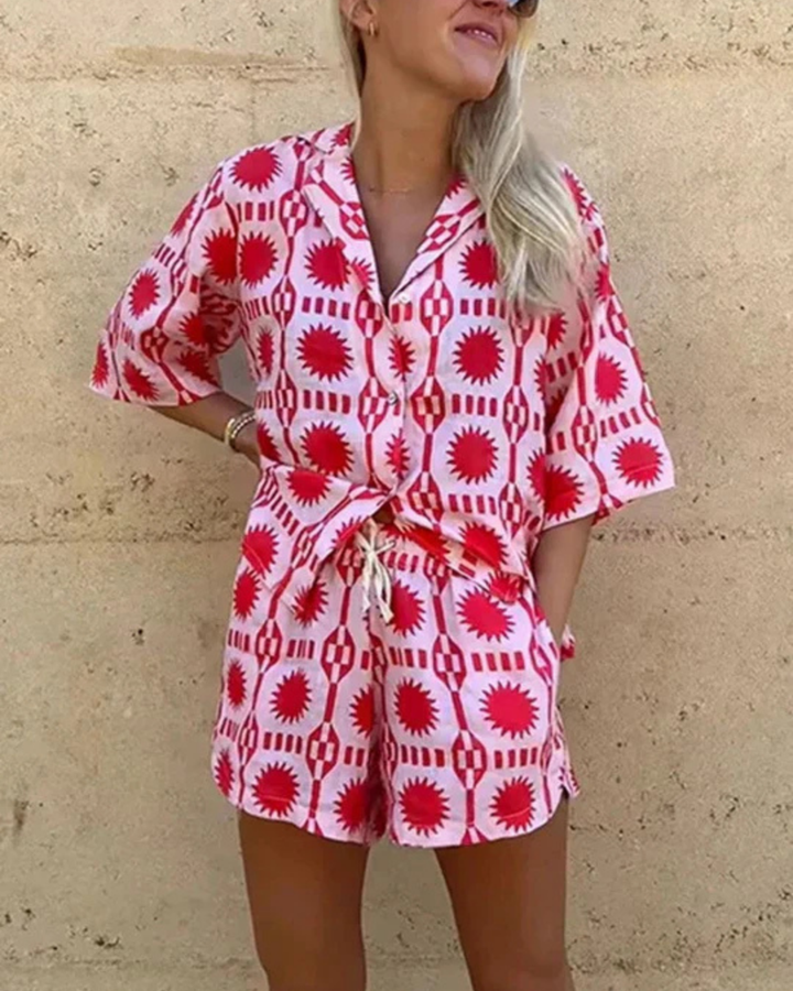Levoire | Ensemble d'été deux pièces avec motif ludique Rot